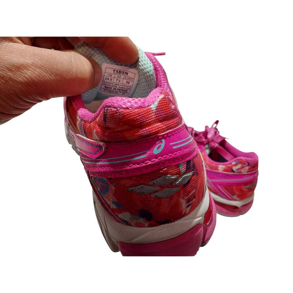 womens asics christina apllegate breast cancer awareness shoes. - Picture 5 of 5